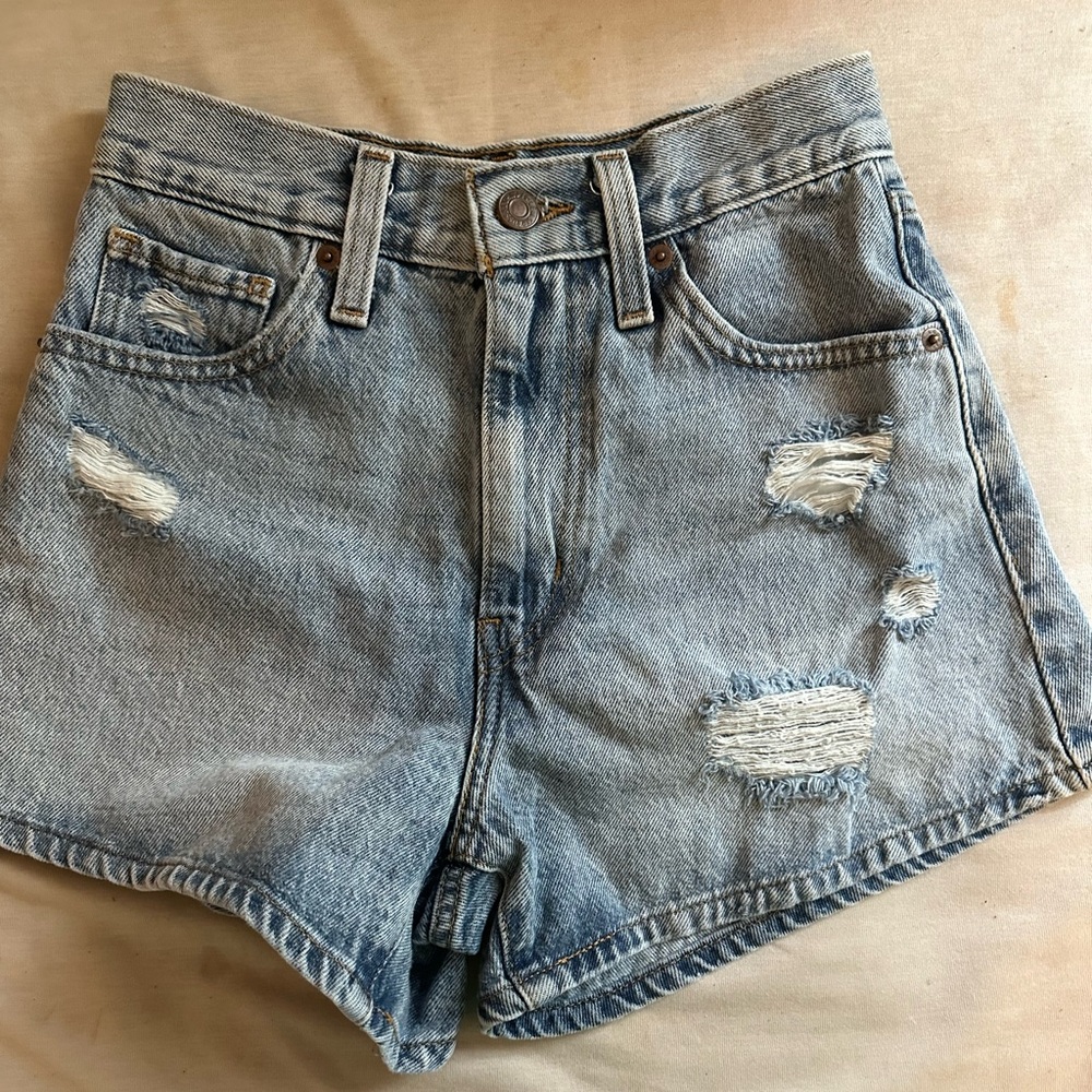 Levi’s jean shorts